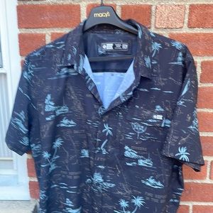 SALTY CREW TECHNICAL WOOVEN SHORT SLEEVES 2XL SHIRT